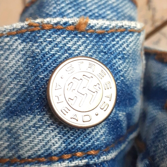 Vintage denim jeans from store Cache.,size 4...animal print faux fur trim,unworn - Picture 13 of 16